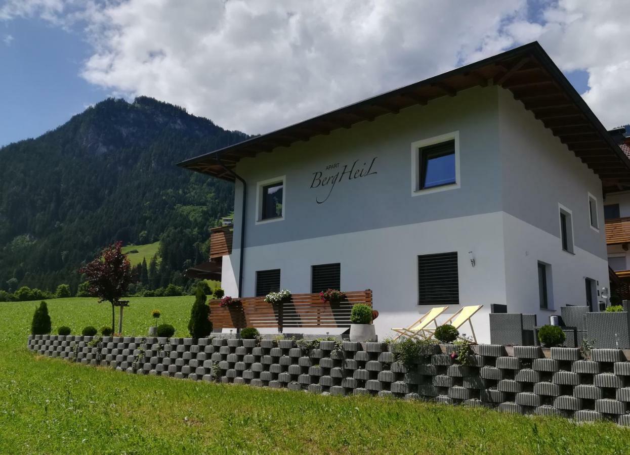 Bergheil Apartments Schwendau Kültér fotó